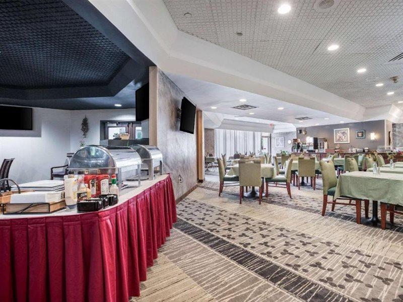 Wingate By Wyndham Troy Hotel Exterior photo