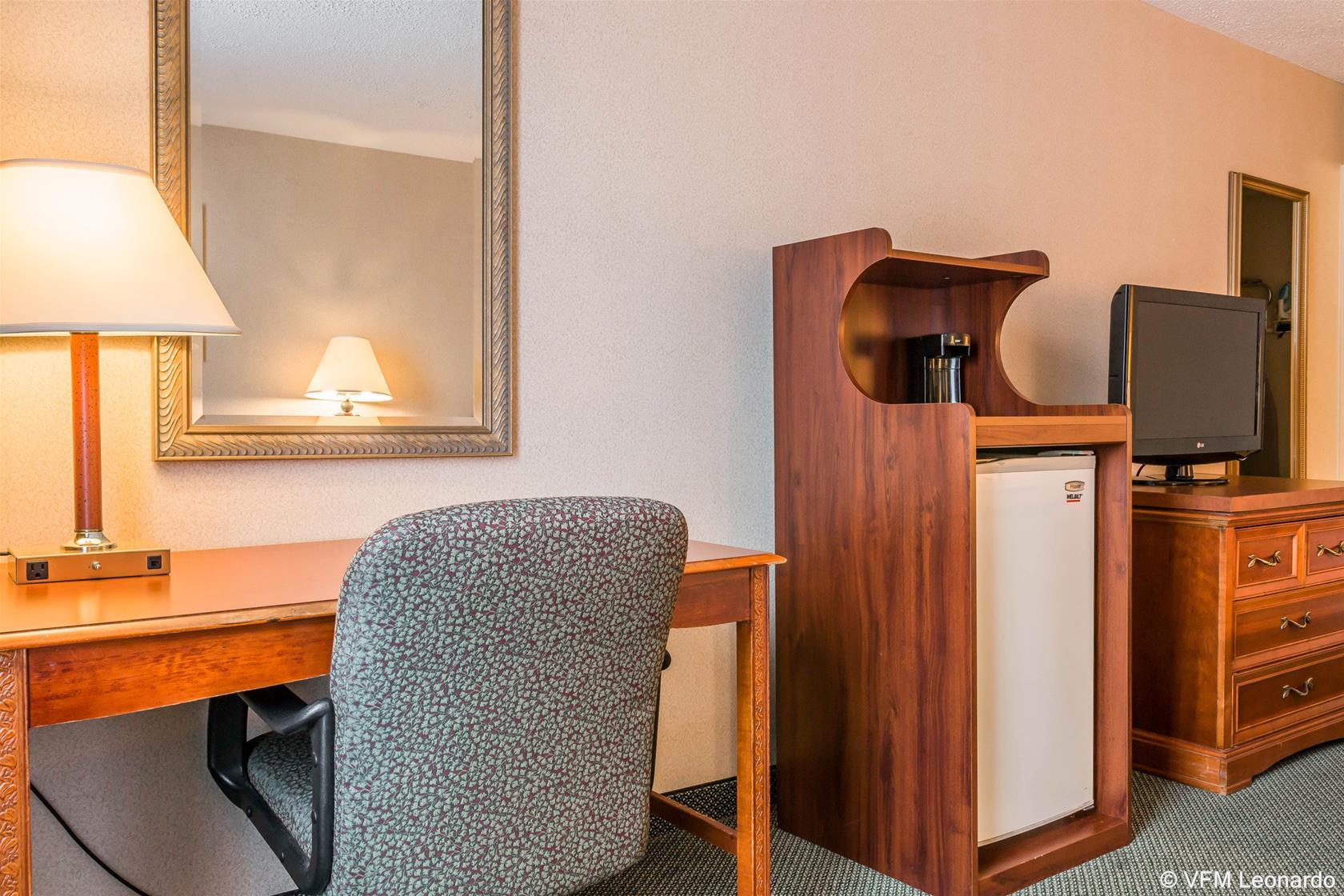 Wingate By Wyndham Troy Hotel Exterior photo